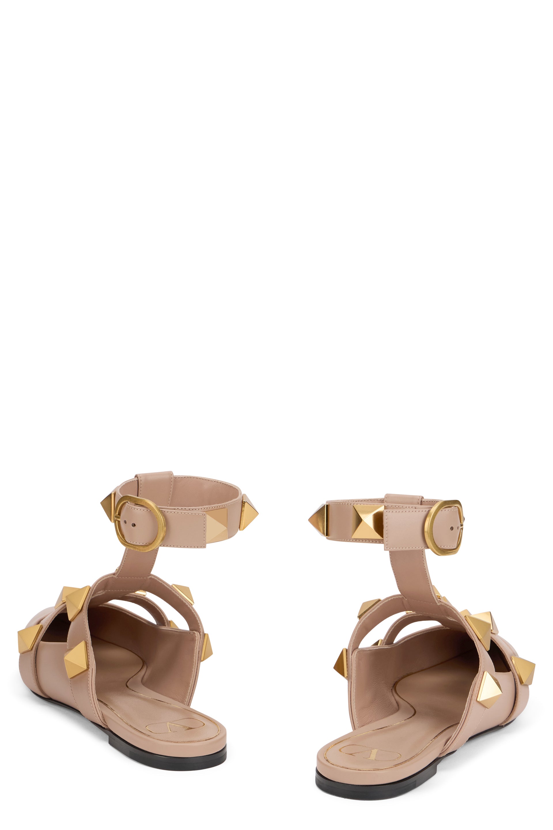 Elegant shoe with ankle strap.