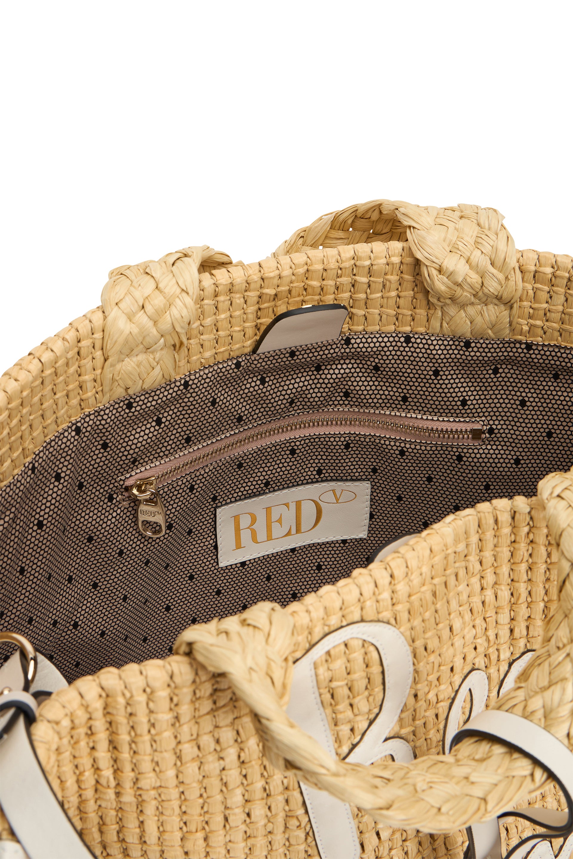 Beige summer bag with casual and versatile design.