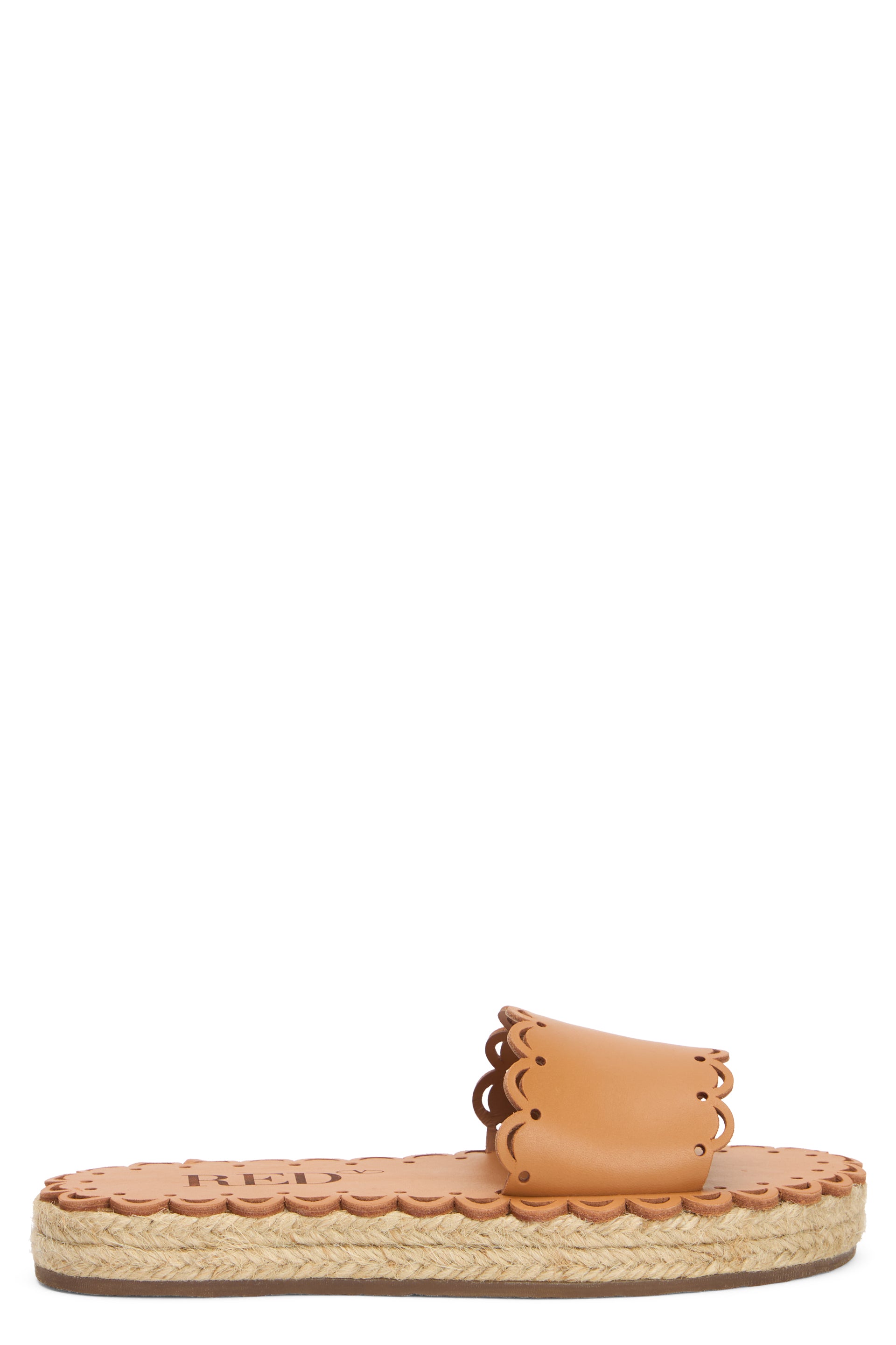 Camel colored elegant sandal with platform sole.