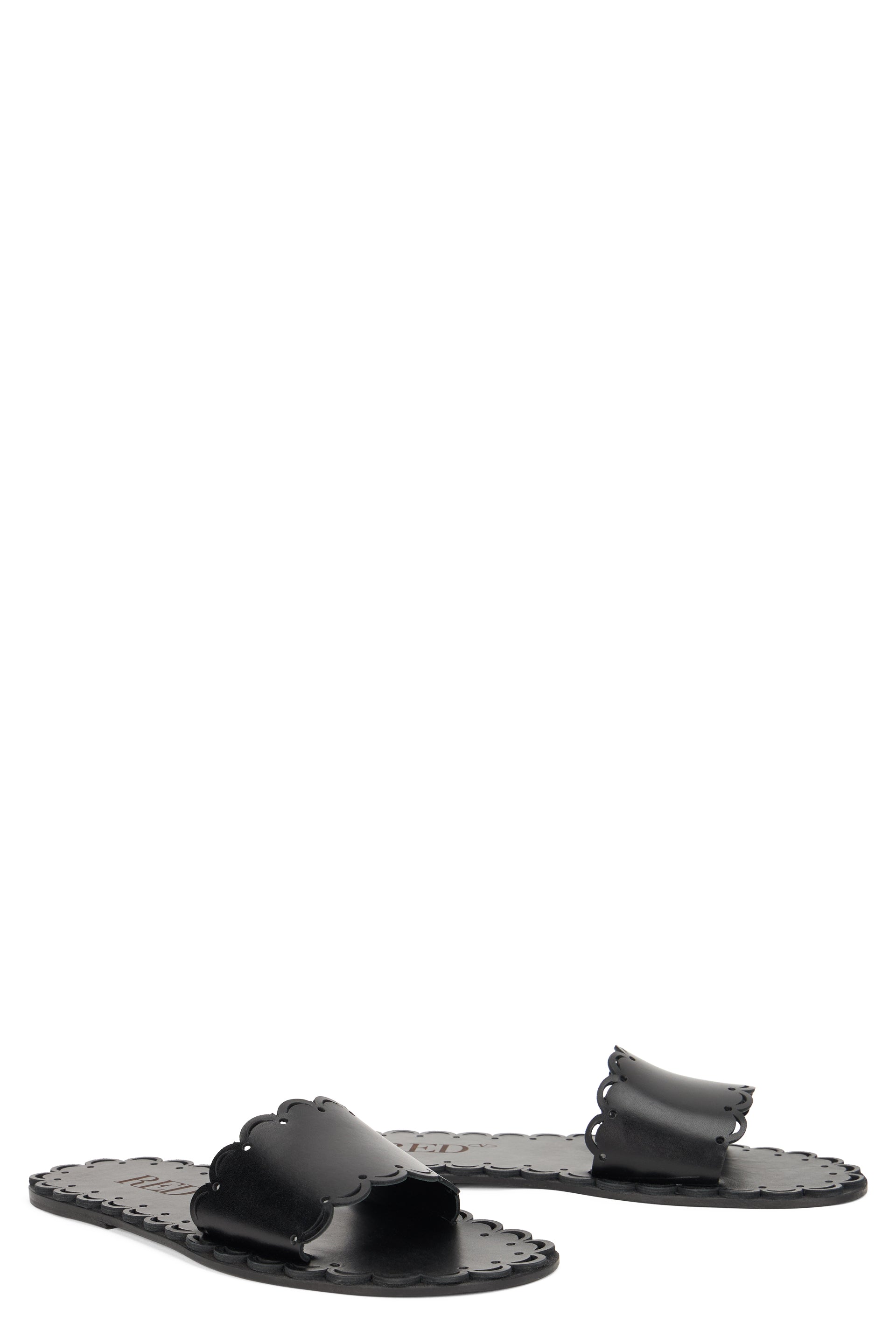 Elegant and comfortable black sandals for any occasion.