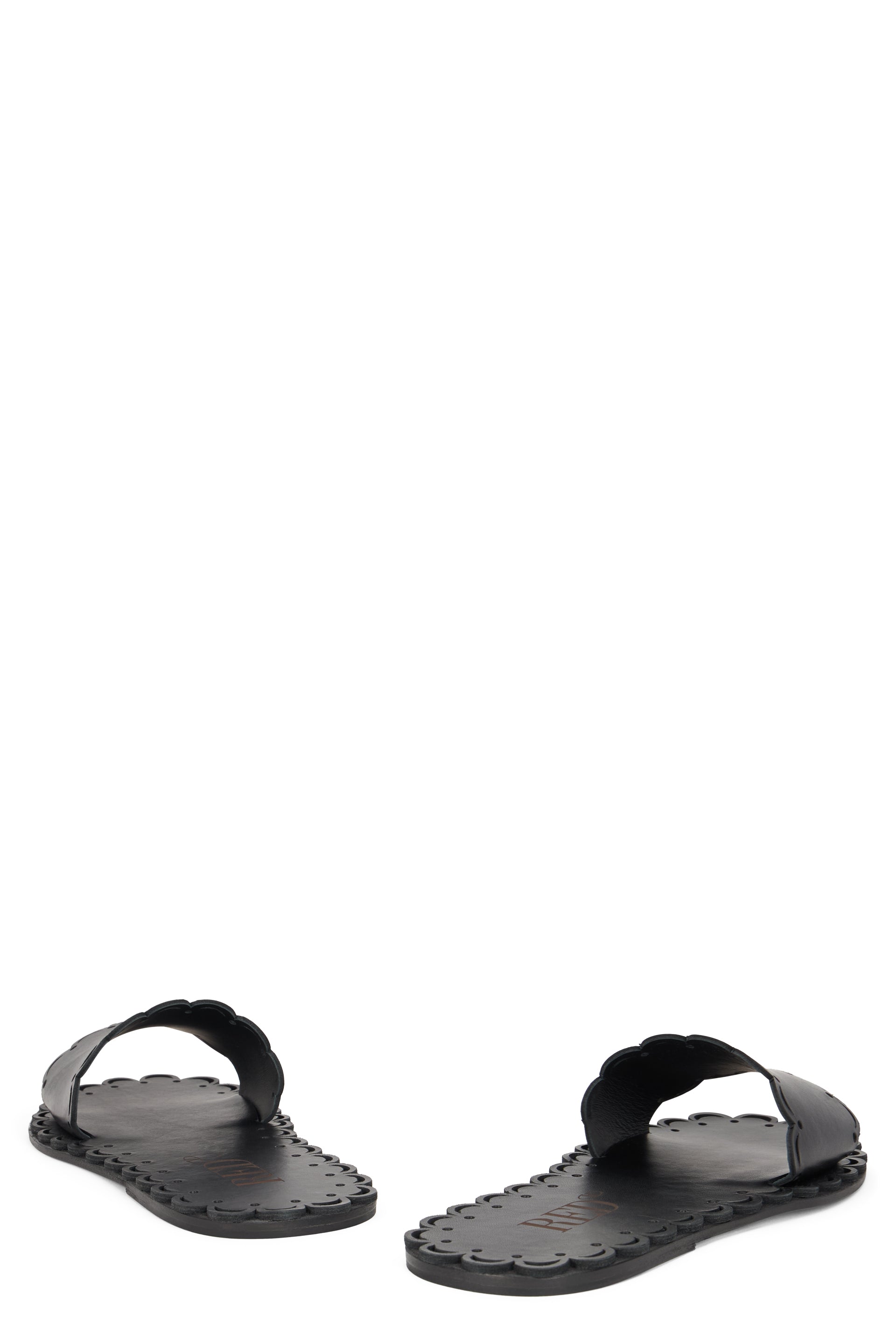 Elegant and comfortable black sandals for any occasion.