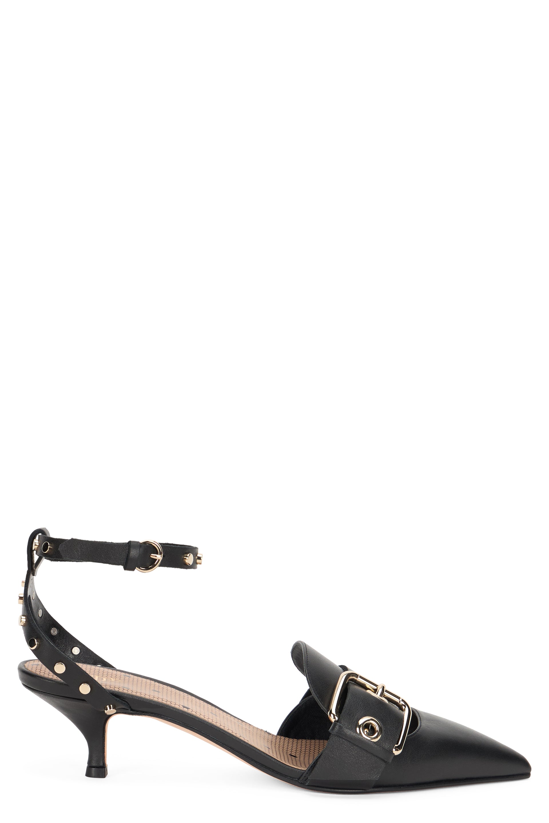 Elegant black pointed shoes with kitten heel.