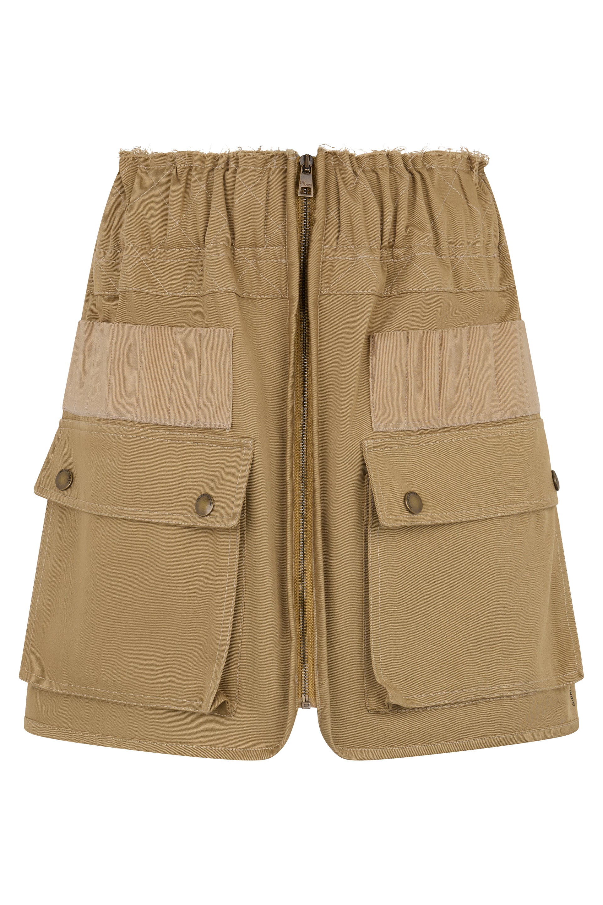 Beige midi cargo skirt with side pockets.