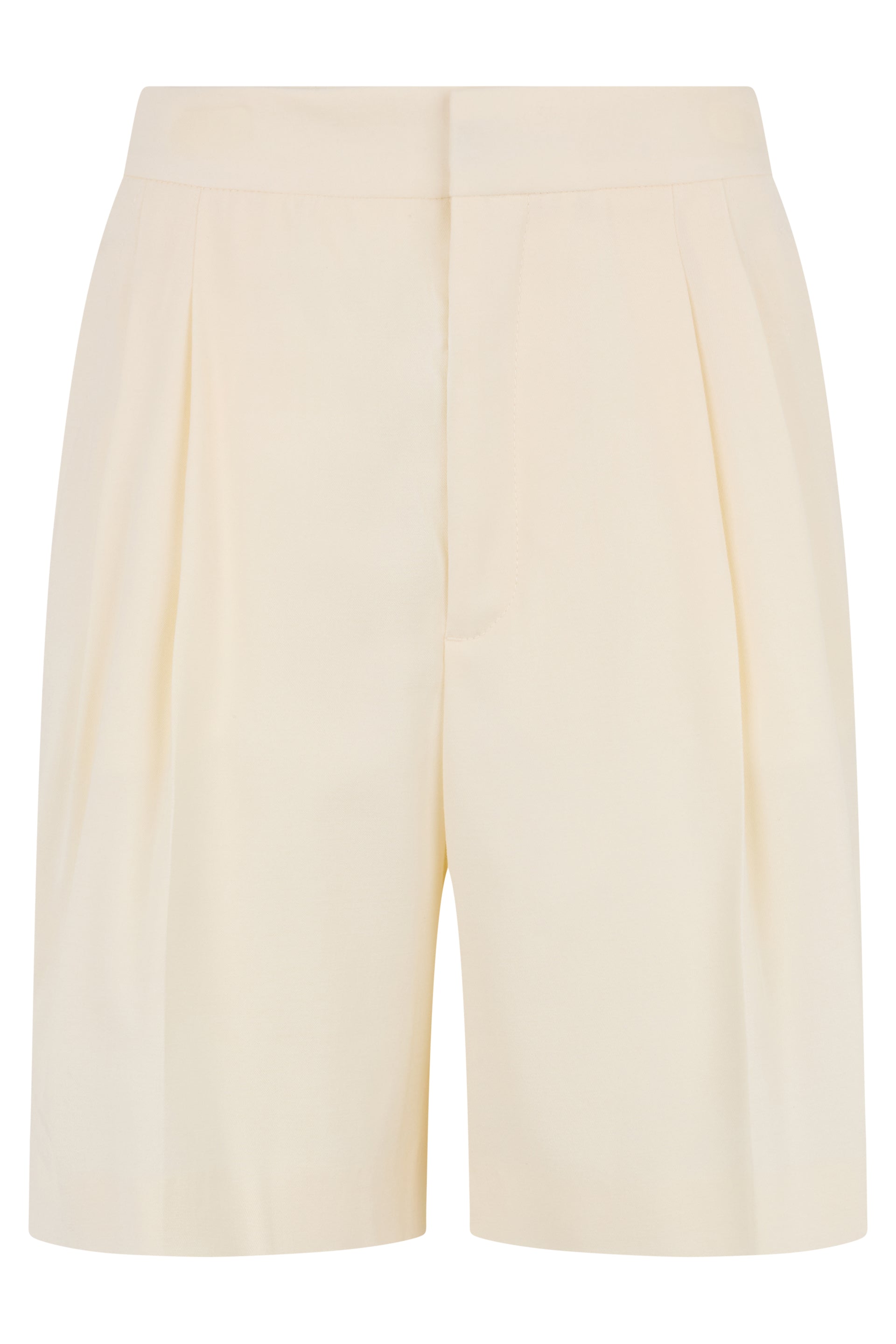 Elegant white cream-colored shorts, ideal for any occasion.