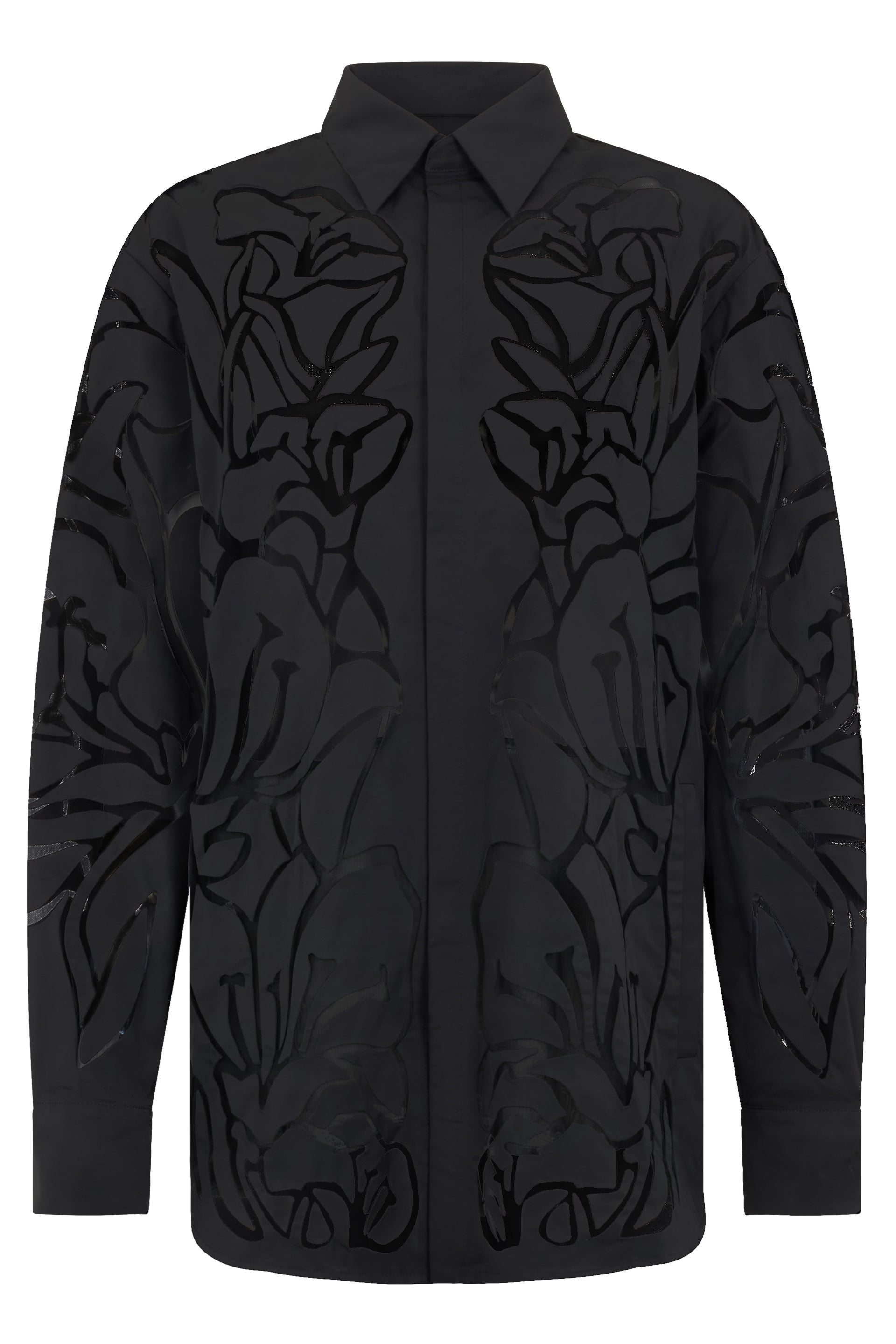 Elegant black shirt with long sleeves.