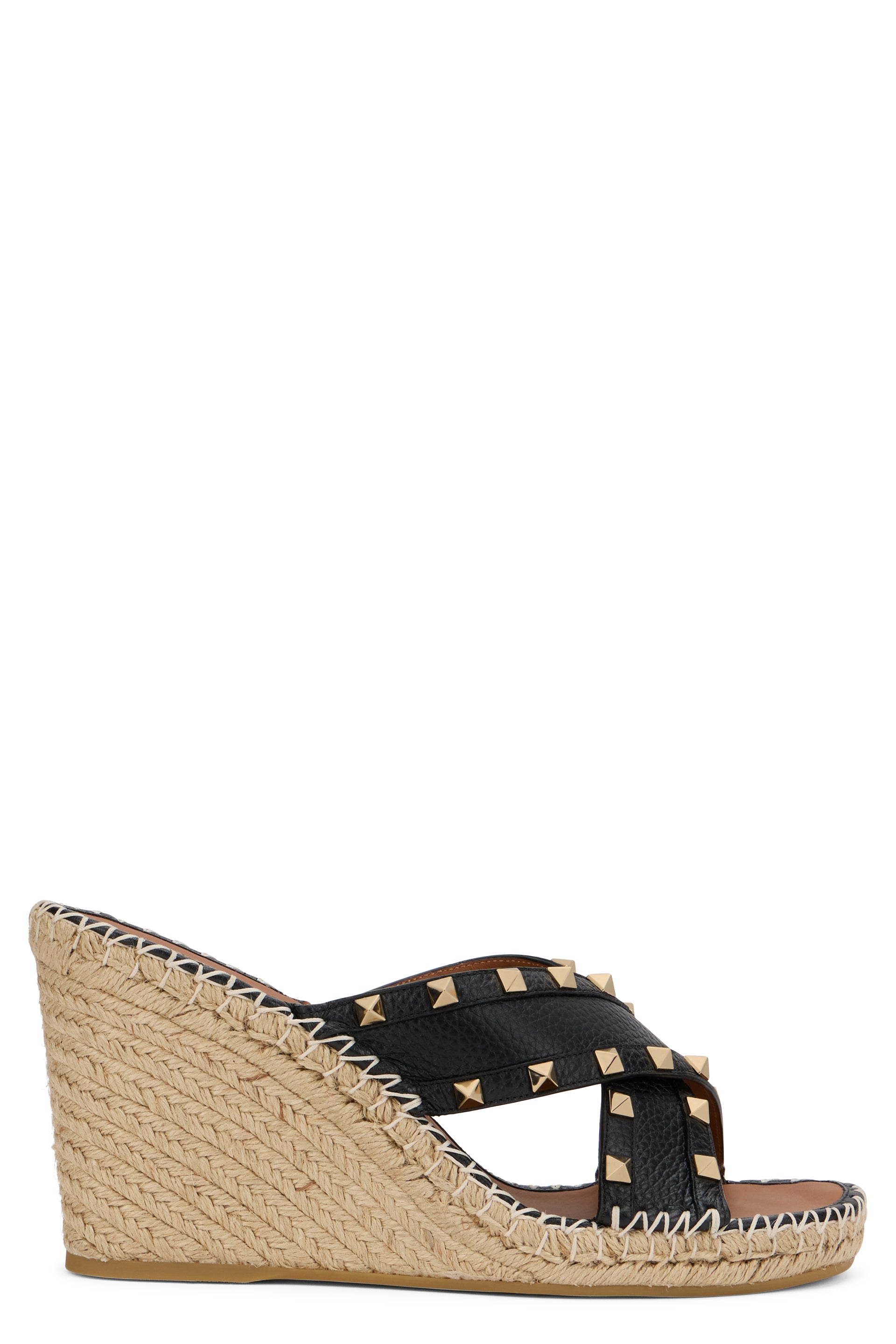 Elegant wedge sandal, perfect for a casual look