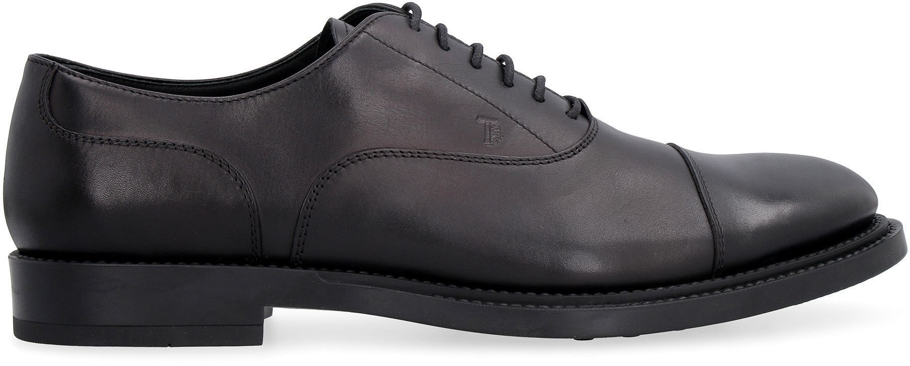 Oxford shoes in smooth leather