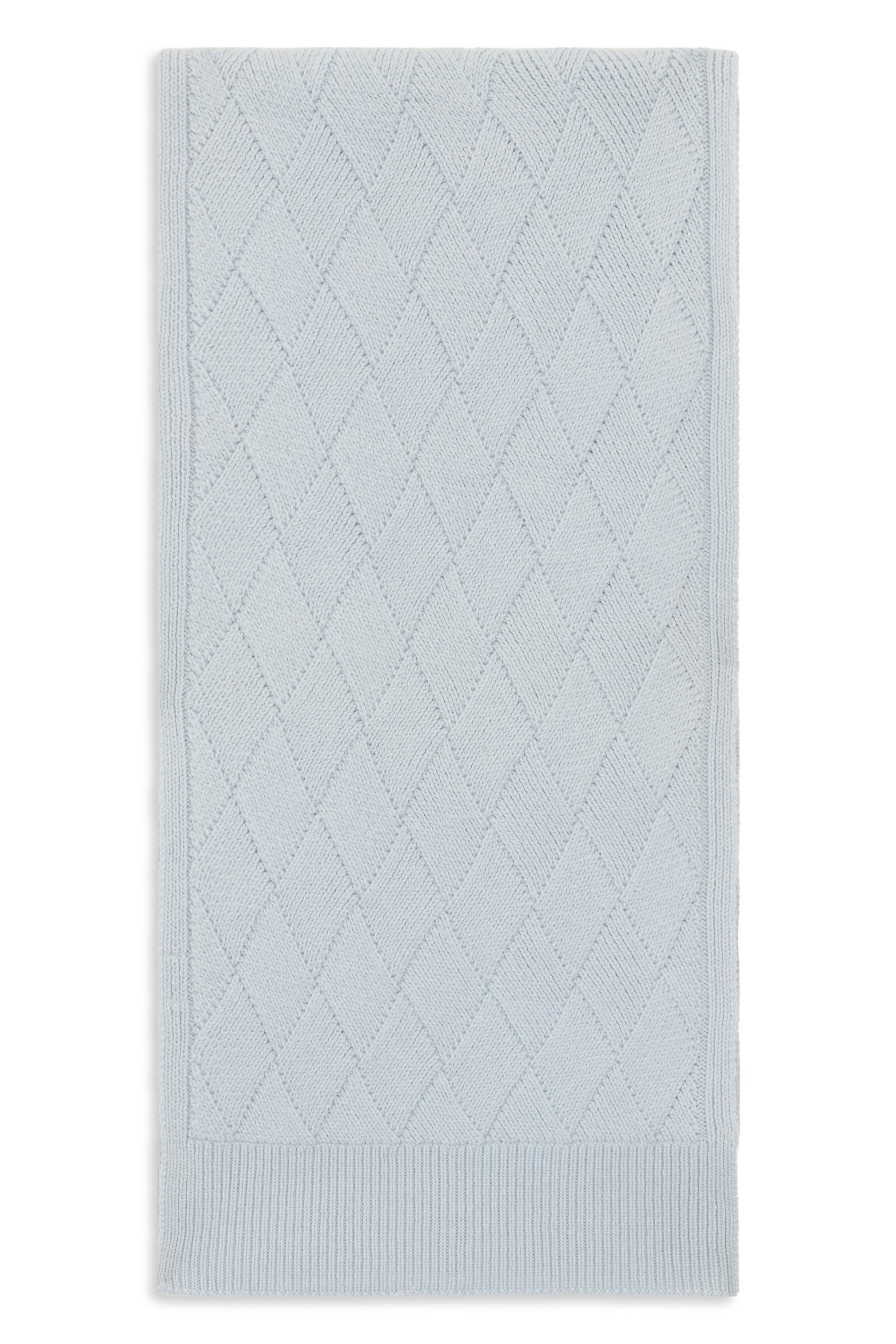 Elegant and Soft Scarf for Every Occasion